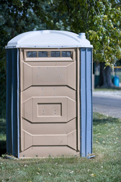Best Portable restroom trailer rental  in Ferron, UT